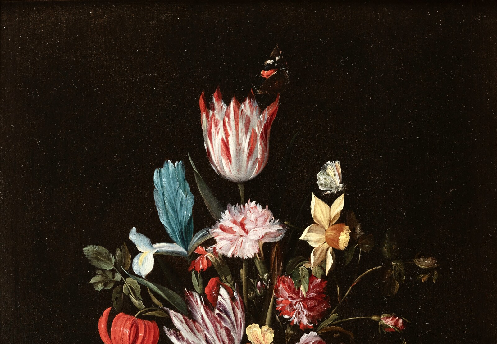 A vase of flowers